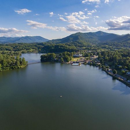 The Terrace Hotel At Lake Junaluska Екстериор снимка